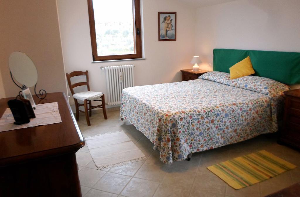 I 3 Cipressi Villa Chiassa Superiore Bilik gambar