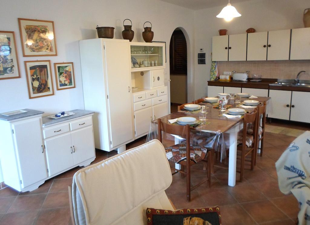 I 3 Cipressi Villa Chiassa Superiore Bilik gambar