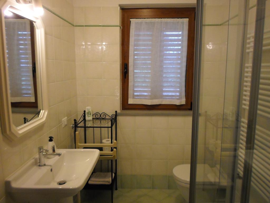 I 3 Cipressi Villa Chiassa Superiore Bilik gambar