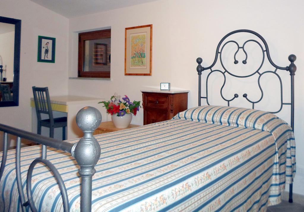I 3 Cipressi Villa Chiassa Superiore Bilik gambar