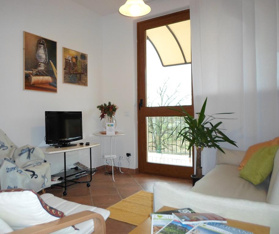 I 3 Cipressi Villa Chiassa Superiore Bilik gambar